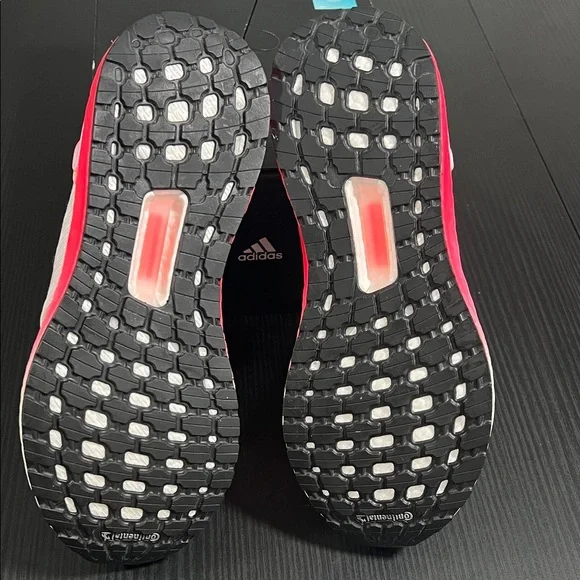Adidas ULTRABOOST 20 Womens size 9 running sneakers - Picture 9 of 10